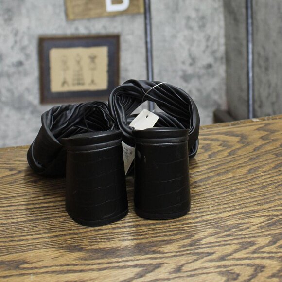 NWT a new day Womens Jessa Mule Heels 87931547 Black 7.5M - Picture 8 of 10